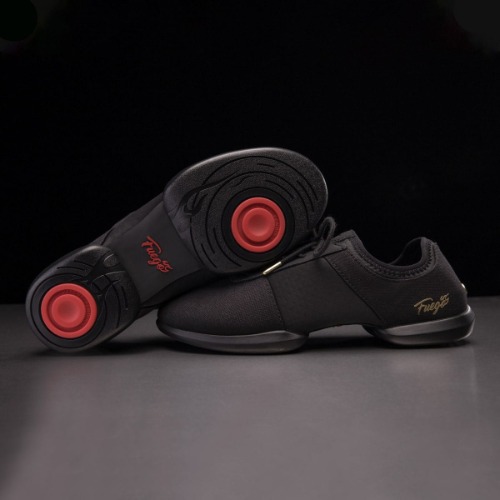 All-black | Split-sole | 9.5 Men / 11 Women | 43 EU | 9 UK