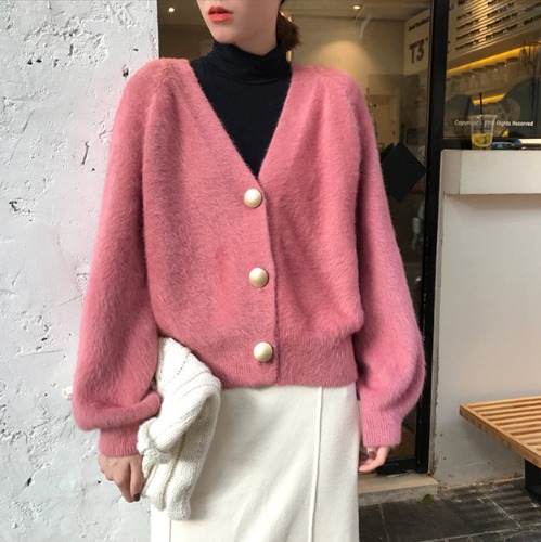 Womens V-Neck Fuzzy Cardigan - Pink / One Size