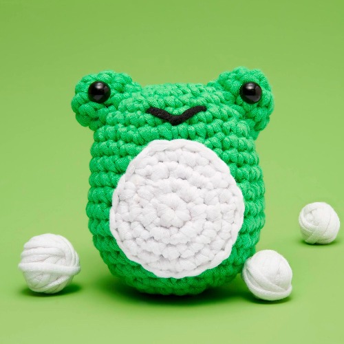 Frog Crochet Kit | With crochet hook