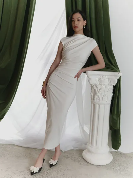 Fitted midi dress with short sleeves [Lichi]