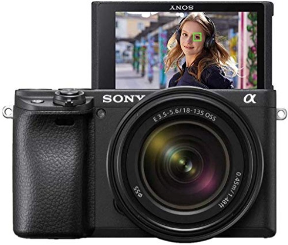 Sony Alpha 6400 | APS-C Spiegellose Kamera mit 18-135mm f/3.5-5.6 Zoom-Objektiv (Schneller 0,02s Autofokus, neigbares Display für Vlogging) - Kit inkl. Objektiv SEL18135 - Single
