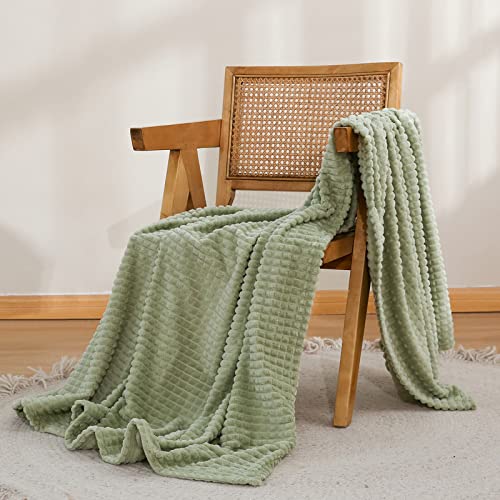 Simple&Opulence Luxury Flannel Fleece Super Soft Home Furnishing Throw Blanket with Stereoscopic Grid Design (Sage Green, 50"x70") - 50"x70" - Sage Green