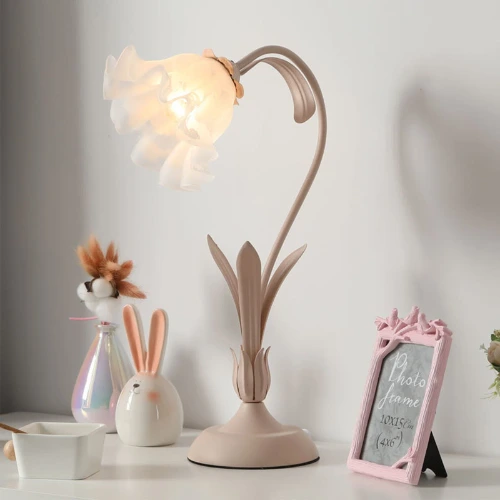 Floral Metal Desk Lamp