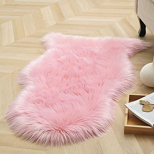 HEQUN Faux Lammfell Schaffell Teppich Kunstfell Dekofell Lammfellimitat Teppich Longhair Fell Nachahmung Wolle Bettvorleger Sofa Matte (Rosa, 50 x 80 cm) - Rosa - 50 x 80 cm- Fellform