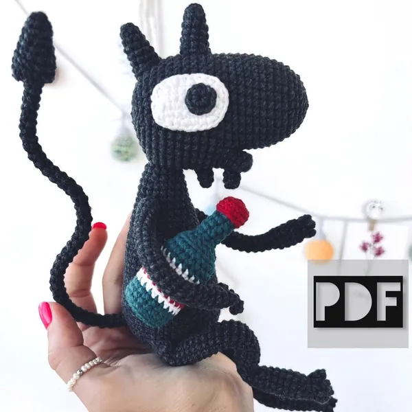Luci the Demon amigurumi toy pattern 
