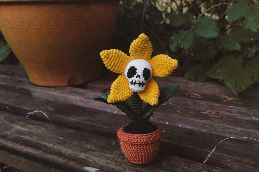 Halloween Flower Pot Crochet Pattern