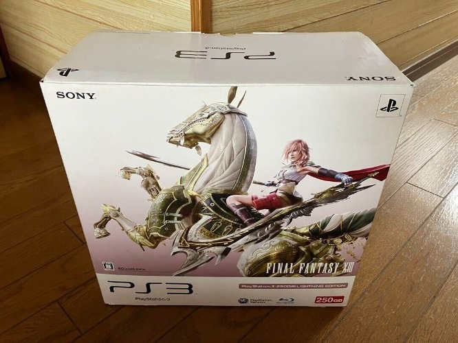 Sony PlayStation 3 PS3 FINAL FANTASY XIII Lightning Edition PS3 Console unopened