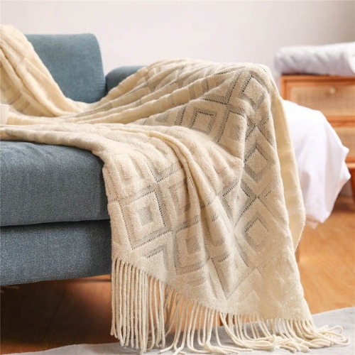 Geometric Knitted Blanket - Off White / 50" x 86.6" (127x220cm)
