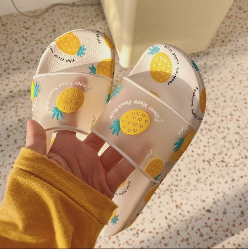 Foodie Sandals - Pineapples / 7