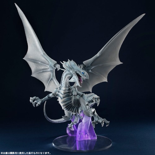 Yu-Gi-Oh! Duel Monsters - Blue-Eyes White Dragon - Art Works Monsters (MegaHouse)　 - Brand New
