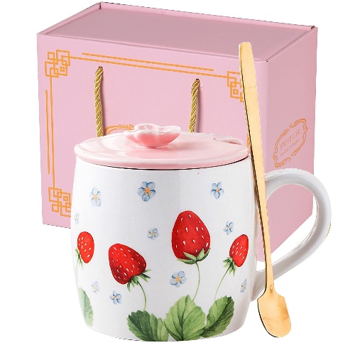 KEYIGOU 13.5oz Cute Strawberry Ceramic Coffee Mug with Lid Gold Spoon Tea Cup Cute Mugs for Women Birthday Christmas Gifts