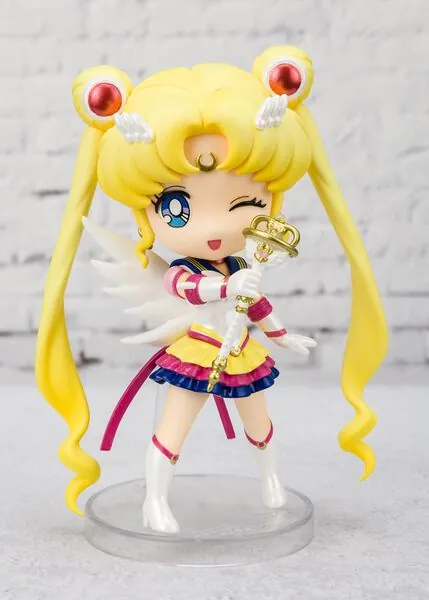 Sailor Moon Figuarts Mini Figure (Eternal Form Ver.)