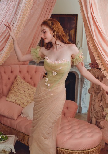 Écoute Les Fleurs Tomber Dress | Pre-order / S