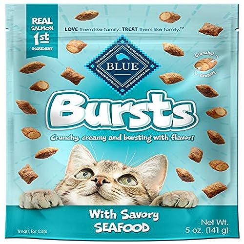 Blue Buffalo Bursts Crunchy Cat Treats, Seafood 5-oz Bag - Seafood - 5 Ounce (Pack of 1)