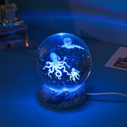 LED Aquamarine Life Snow Globe - Octopus