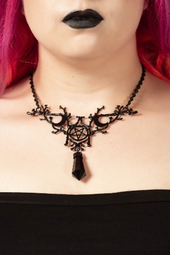 Forest Spirit Necklace | One Size / Black / 100% Metal Alloy