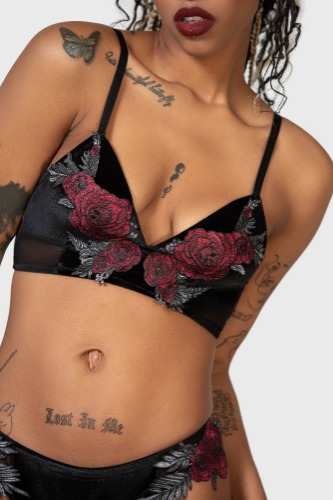 Pandora's Roses Bra | XL / Black / 92.2% Polyester 7.8%Elastane