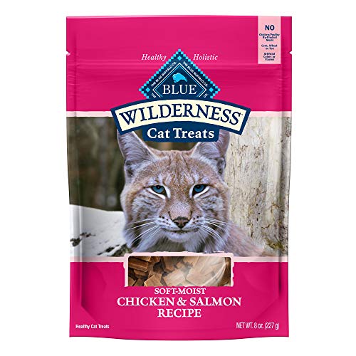 Blue Buffalo Wilderness Grain Free Soft-Moist Cat Treats, Chicken & Salmon 8-oz Bag - Chicken & Salmon - 8 Ounce (Pack of 1)