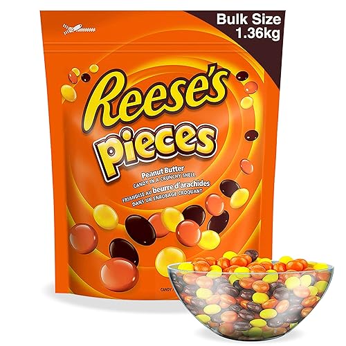 REESE'S Pieces Peanut Butter Bulk Candy, Bulk Candy to Share, Reese's Candy, Bulk Bag, 1.36kg Snack Sized Assorted Candy - Online Exclusive - Peanut Butter - 1.36 kg (Pack of 1)