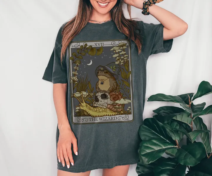 The Wizard Comfort Colors Oversized TShirt, Frog Tarot Card Shirt, Trendy Goblincore Clothing, Witchy Cottagecore Tee, Tarot Lover Gift