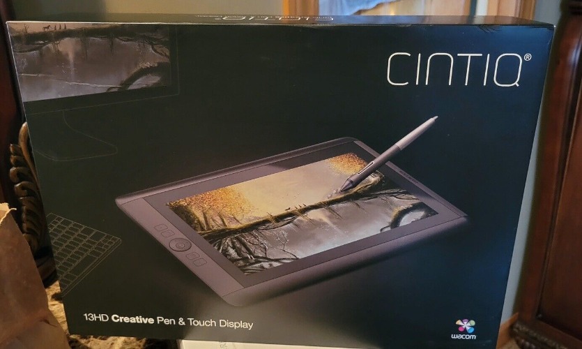 Wacom Cintiq 13hd Creative Pen & Touch Display DTH1300 New Sealed