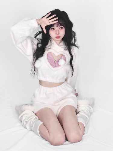 White Fuzzy Valentine Set - Only Top / M