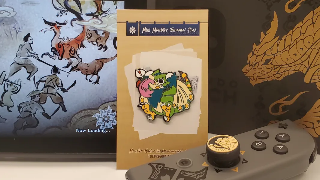 Pukei-Pukei Hard Enamel Pin -- 1.25" Black Nickel Finish Monster Hunter Inspired Pins