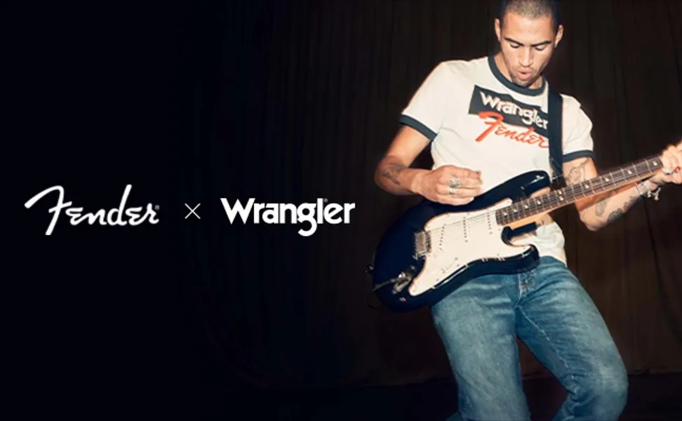 
    FINAL FANTASY XIV Stratocaster® | Electric Guitars
  