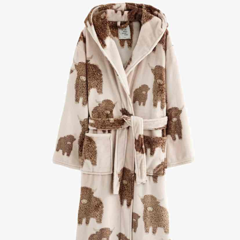 Highland cow robe