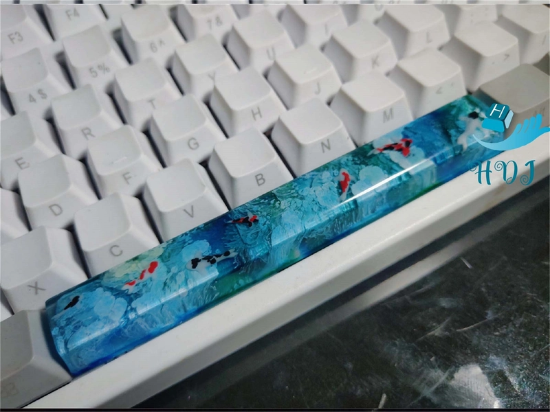 Lake Blue Light Koi Fish River Artisan Spacebar 6.25u Keycap keycaps Handmade Resin Keycaps SA&OEM for Cherry MX Keyboard