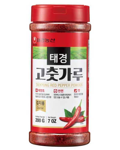 Taekyung Chili Powder For Kimchi (Flake, 7oz) - Korean Gochugaru. Red Pepper Spice Seasoning for Asian Food. MSG Free. - 7 Ounce (Pack of 1)