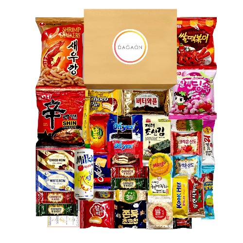 DAGAON Finest Korean Snack Box 34 Count – Variety Snacks Including Korean’s Favorite Chips, Biscuits, Cookies, Pies, Candies. Perfect appetizing Korean snacks for any occasions, gifts and everyone.