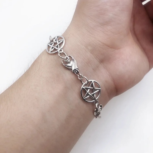 Occult Dark Goth Pentagram Bat Bracelet - Silver