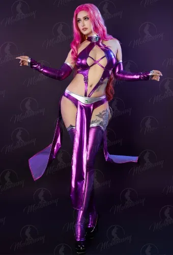 Spicy Starfire Cosplay