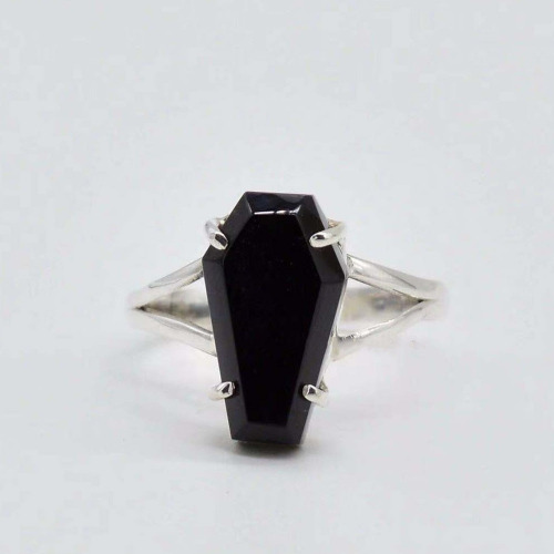 Black Coffin Ring - 8 / silver