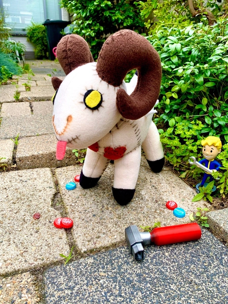 Sheepsquatch Plushie - Cryptid- Games- Cosplay