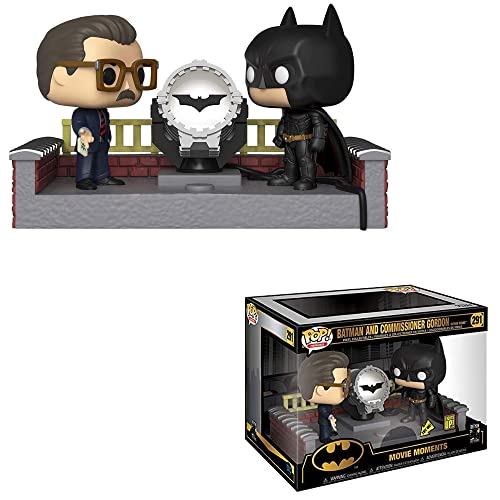 Funko Pop! Movie Moment: Batman 80th - Batman with Light Up Bat Signal - Funko 37258 POP Vinyl: Movie Moment: Batman 80th-with Light Up Bat Signal w Collectible Figure, Multicolour