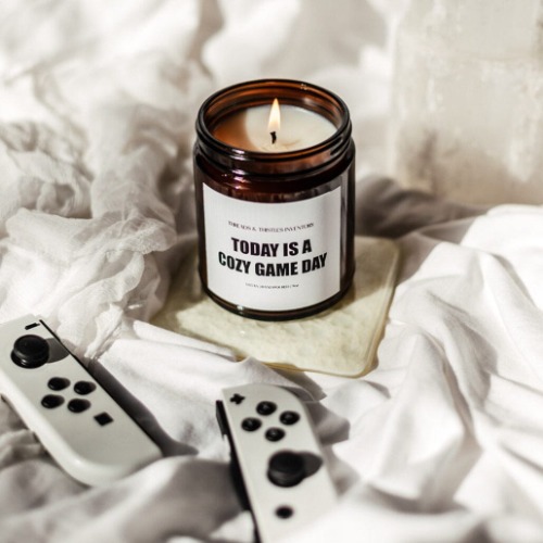 Cozy Game Day | 9oz Candle | Gamer Affirmations - Cinnamon Chai