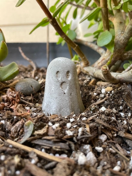SMALL Ghost Garden Decoration Concrete Fairy Miniature Halloween Grave