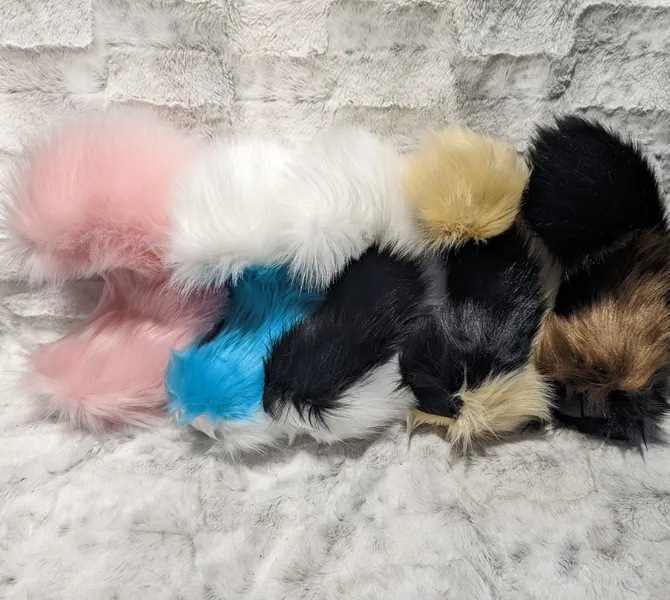 Short Canine Curl Tail