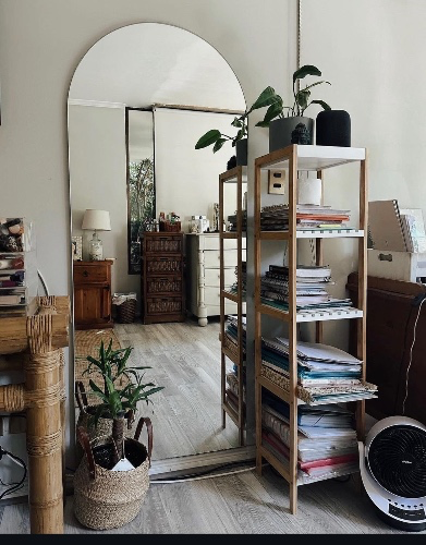 Big Mirror for selfies! 