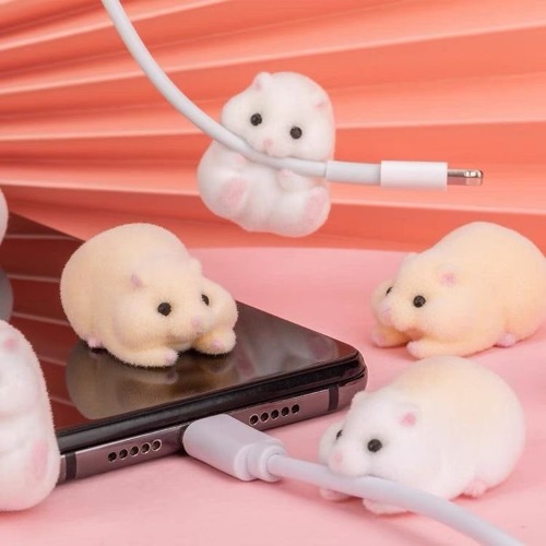 Hamster Cable Bites