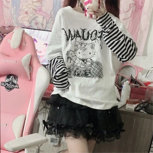 Creepy Cute Hello Kitty Long Sleeve Sweater - Black / XL