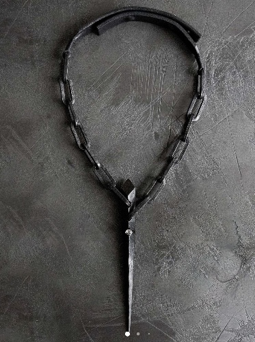 AnuTera - Single Spear Choker