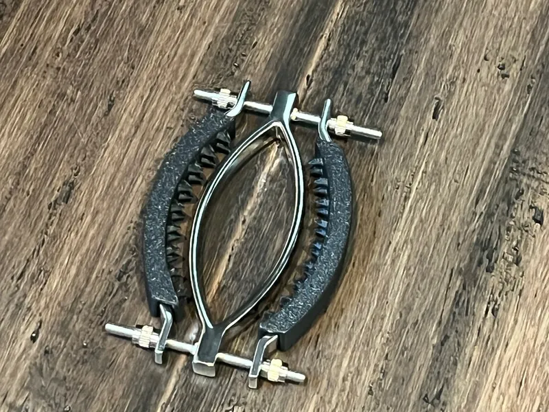 Spiked Labia Clamp Sharp Torture Sadism