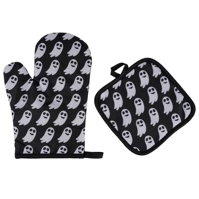 Ghost Oven Mitts and Surface Protector Mat - Ghost