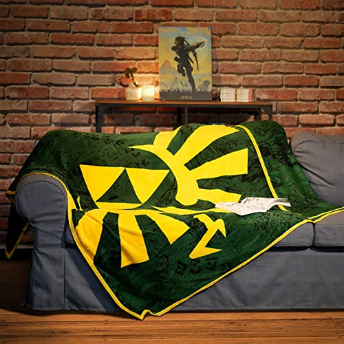 Elbenwald The Legend of Zelda Flauschdecke Hyrule Logo Kuscheldecke im XXL-Format Rechteckig 160 x 200 cm Grün