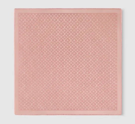 Louis Vuitton Monogram Classic Shawl