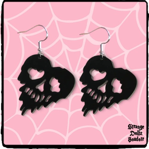 Melting Heart Skull earrings, 925 sterling silver earrings, Halloween gothic jewellery, Strange Dollz Boudoir