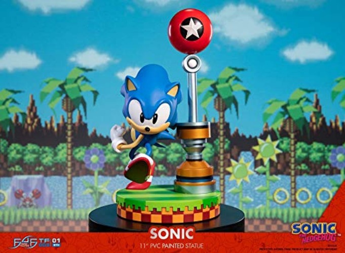 First4Figures Sonic The Hedgehog: Sonic 11'' PVC Painted Statue